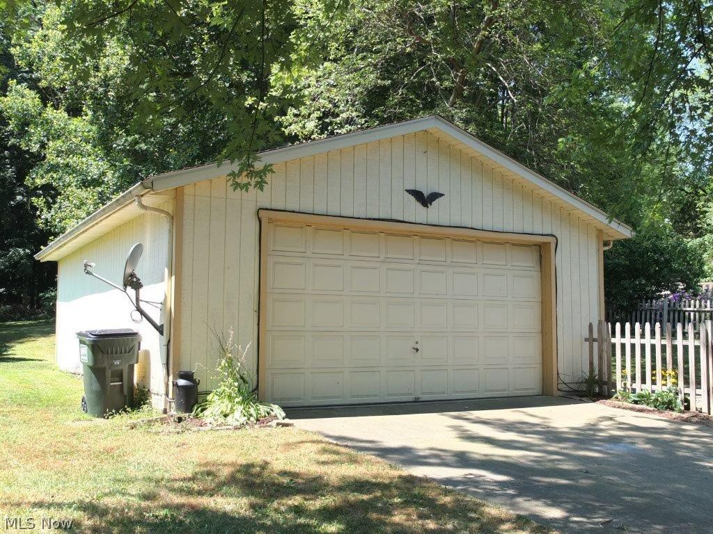 7738 South Cleveland Massillon Road Clinton, OH 44216 - Photo 17 of 19 2 car garage