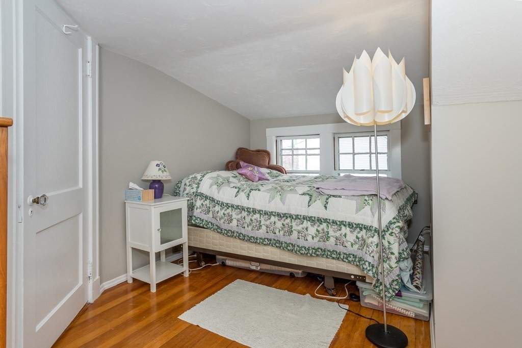 42 Manomet Road Weymouth, MA 02191 - Photo 12 of 16 Gallery Image 12