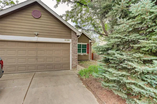 $464,999 | 4120 South Ireland Court, Aurora, CO 80013