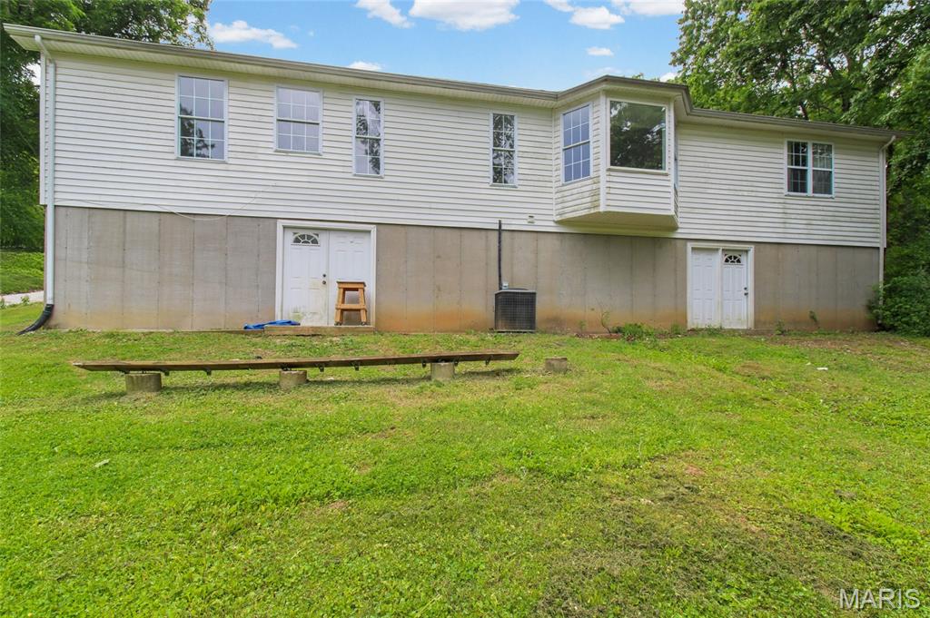 3416 Hodge Road De Soto, MO 63020 - Photo 11 of 83