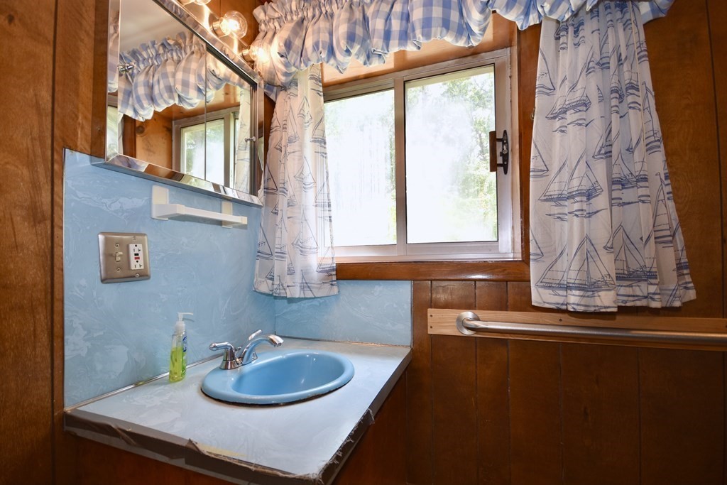 15 Marks Cove Road Wareham, MA 02571 - Photo 16 of 37 Gallery Image 16