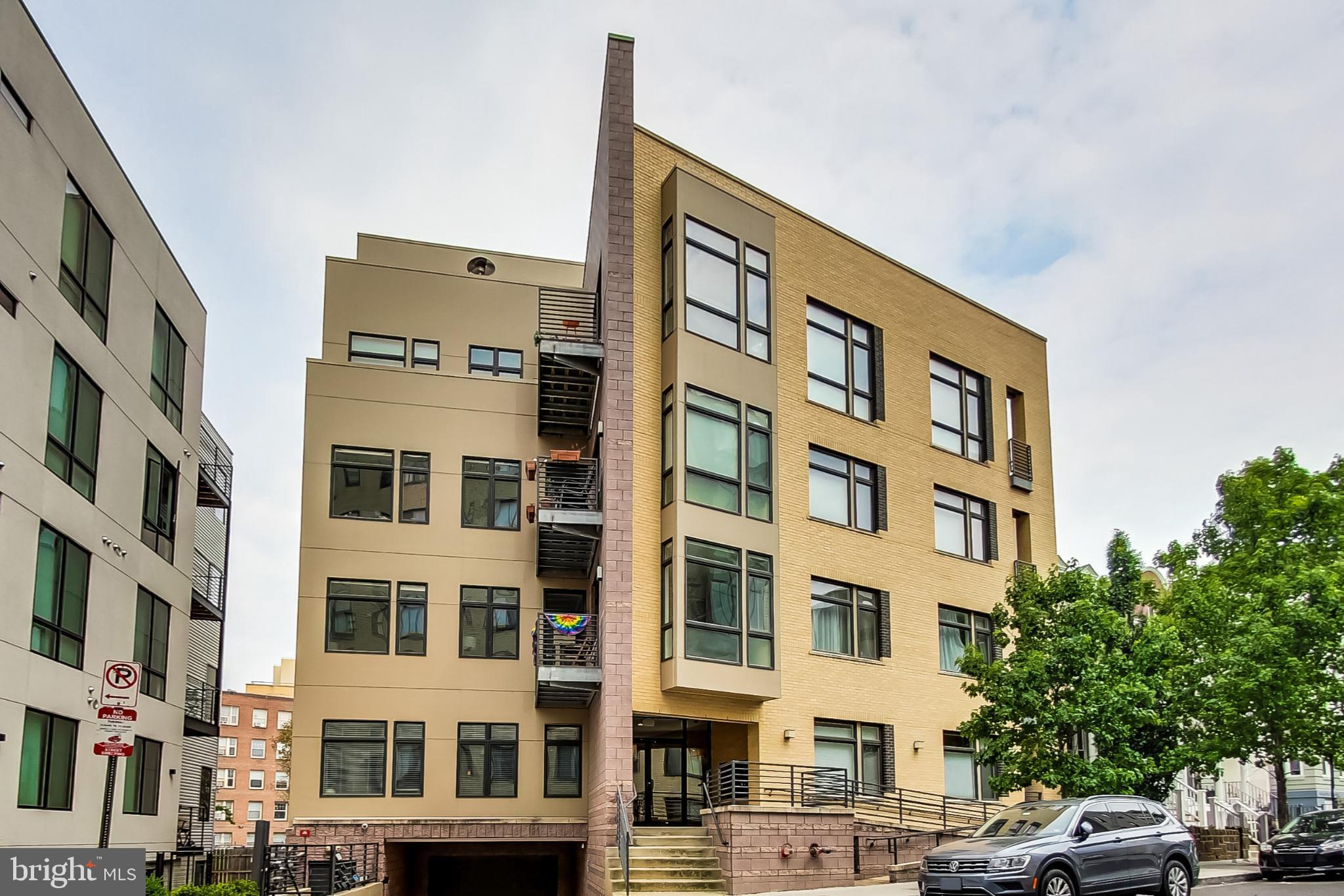 3035 15th Street Northwest, Unit 105 Washington, DC 20009 - Photo 3 of 50 Modern urban residence with sleek design.