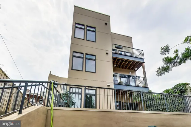 $3,650 | 3035 15th Street Northwest, Unit 105, Washington, DC 20009