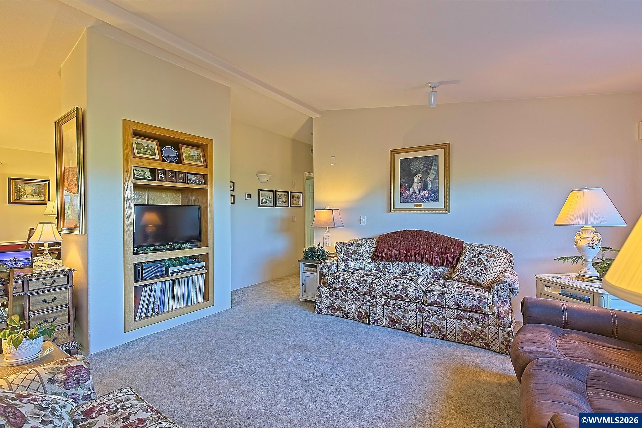 1630 Wallace Road Northwest, Unit 60 Salem, OR 97304 - Photo 9 of 27 Gallery Image 9