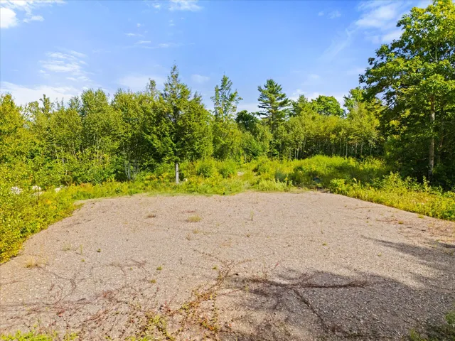 $379,000 | 27 Bowling Green Lane, Belfast, ME 04915