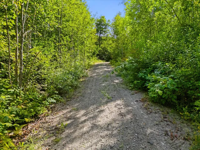 $379,000 | 27 Bowling Green Lane, Belfast, ME 04915