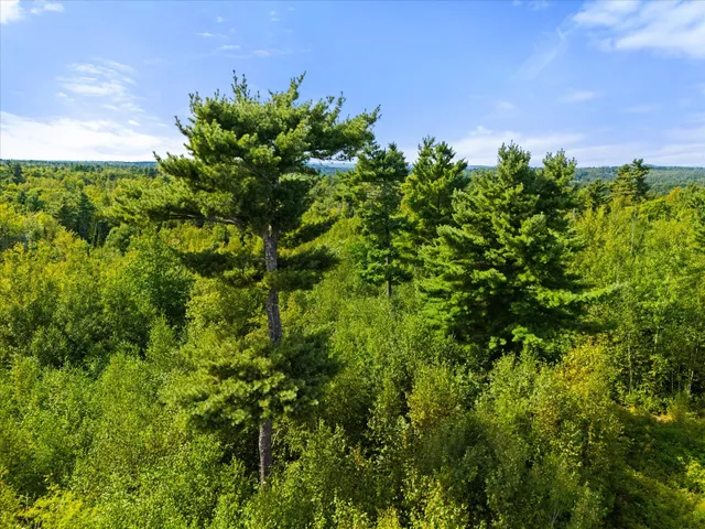 $379,000 | 27 Bowling Green Lane, Belfast, ME 04915