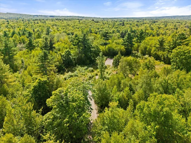 $379,000 | 27 Bowling Green Lane, Belfast, ME 04915