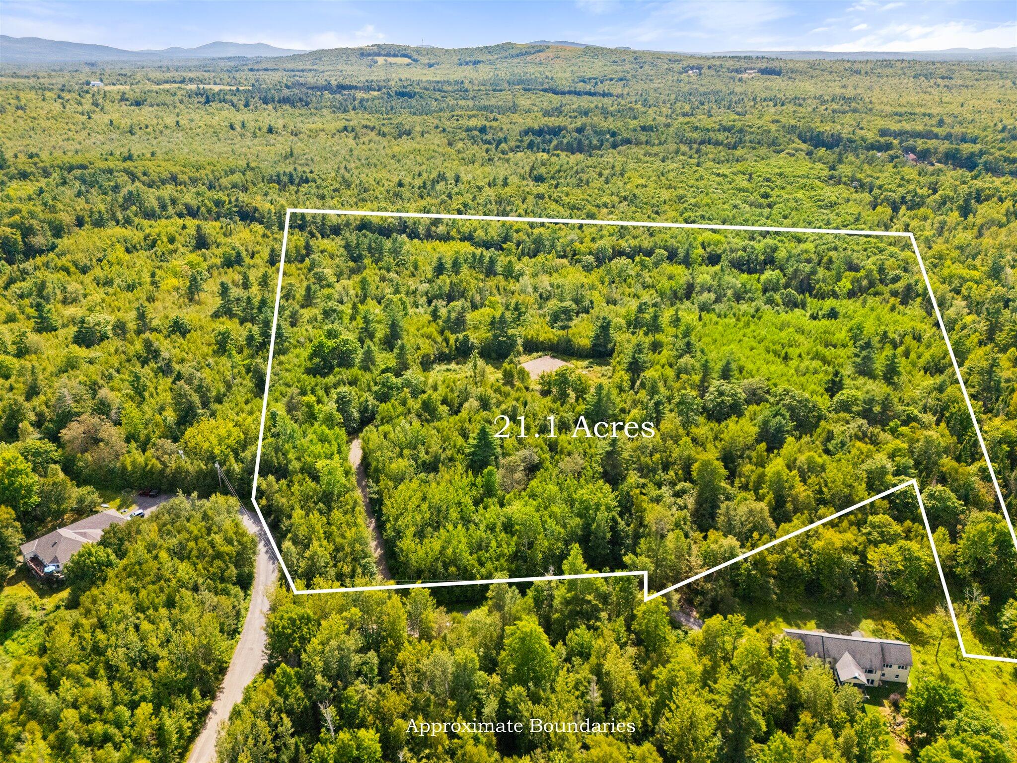 27 Bowling Green Lane Belfast, ME 04915 - Photo 2 of 23 27 Bowling Green Ln