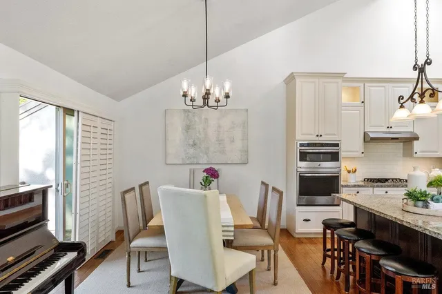 $1,050,000 | 206 Paseo Bernal, Moraga, CA 94556