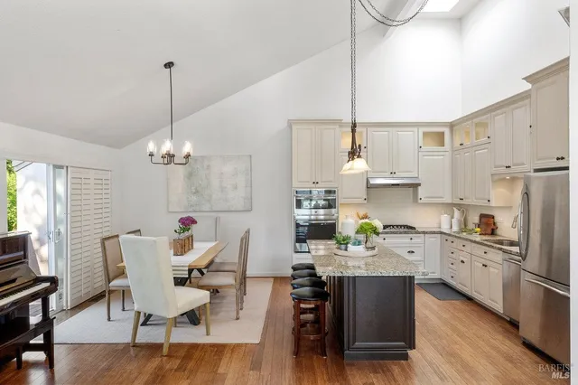 $1,050,000 | 206 Paseo Bernal, Moraga, CA 94556