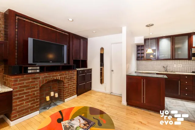 $369,000 | 318 West 15th Street, Unit A | Chelsea