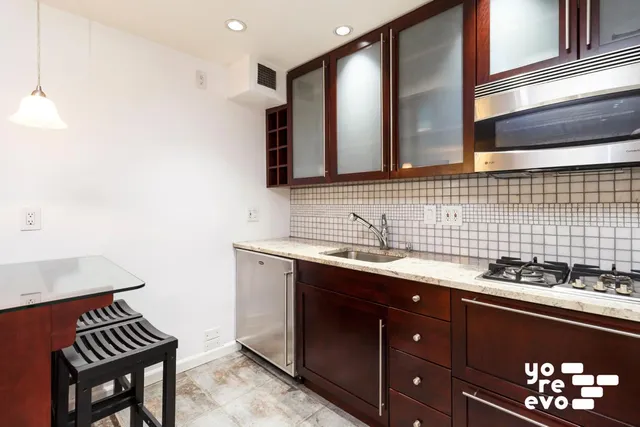 $369,000 | 318 West 15th Street, Unit A | Chelsea