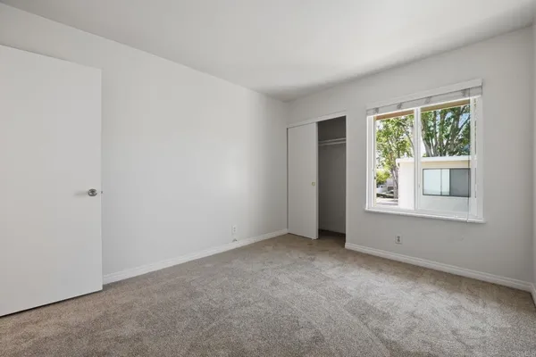 $3,995 | 1237 Evergreen Drive, Cardiff-by-the-Sea, CA 92007