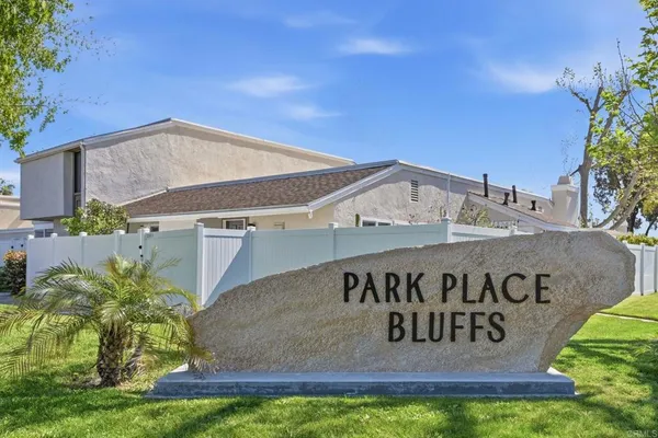 $3,995 | 1237 Evergreen Drive, Cardiff-by-the-Sea, CA 92007