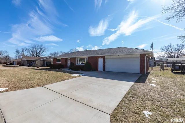 $210,000 | 916 East Emerson Street, Morton, IL 61550