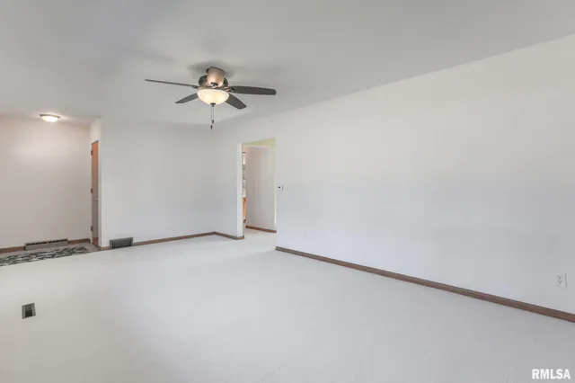 $210,000 | 916 East Emerson Street, Morton, IL 61550