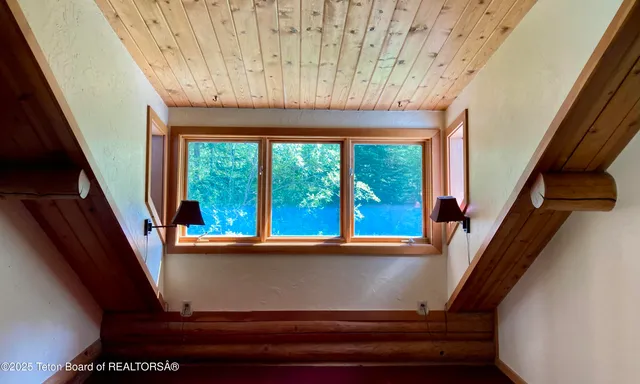 $2,100,000 | 3950 Redtop Lane, Wilson, WY 83014