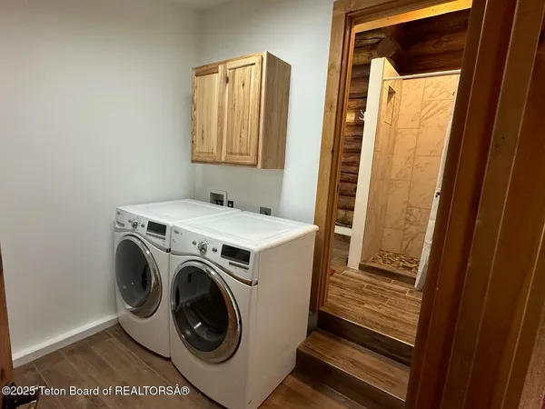 $2,100,000 | 3950 Redtop Lane, Wilson, WY 83014