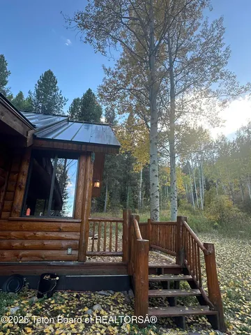 $2,100,000 | 3950 Redtop Lane, Wilson, WY 83014