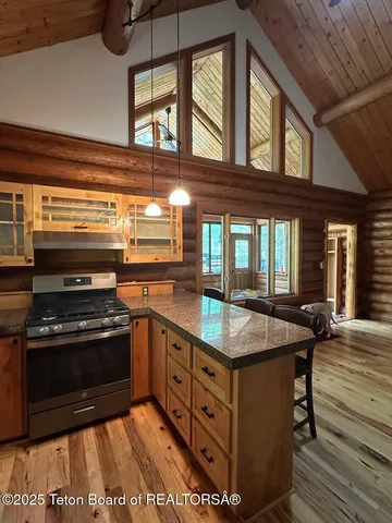 $2,100,000 | 3950 Redtop Lane, Wilson, WY 83014