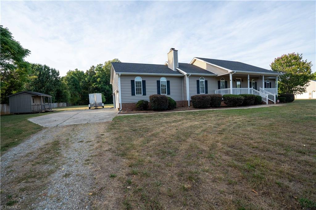 1504 Rankin Mill Road Greensboro, NC 27405 - Photo 4 of 44