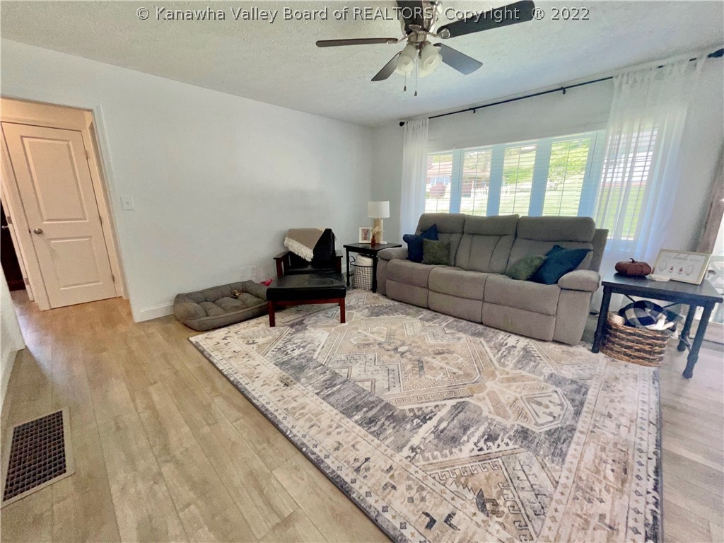 234 Walters Street Ripley, WV 25271 - Photo 3 of 23 Gallery Image 3
