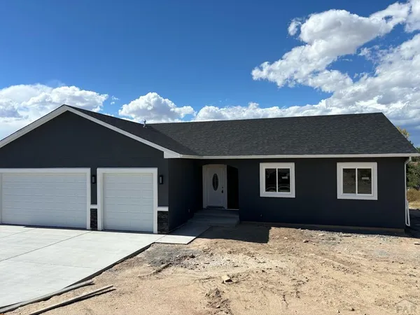 $398,300 | 23 South Fairknoll Drive, Pueblo West, CO 81007