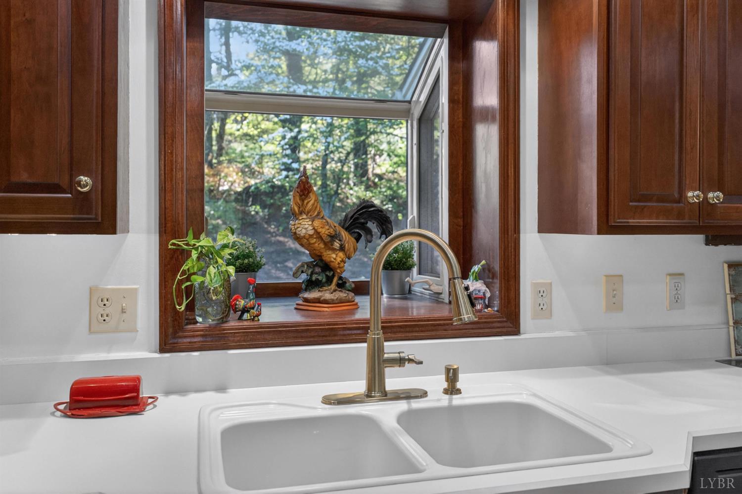 185 Clearview Circle Rustburg, VA 24588 - Photo 14 of 43 a bathroom sink with a potted plant