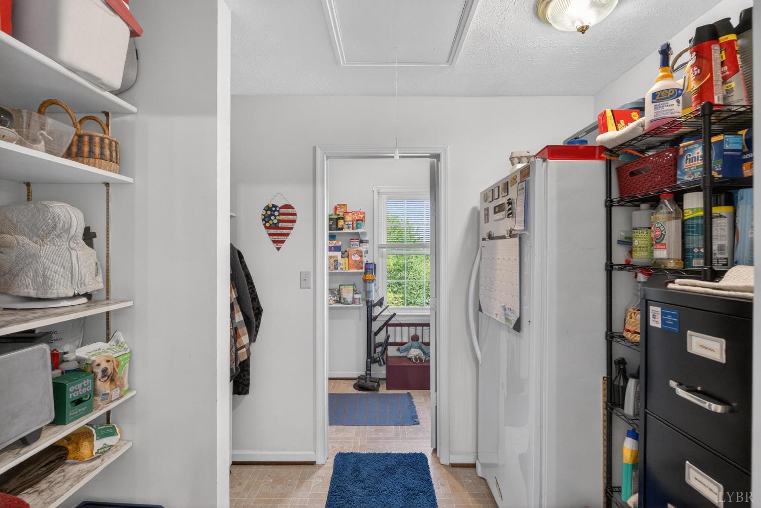 185 Clearview Circle Rustburg, VA 24588 - Photo 19 of 43 a view of a livingroom with shelves