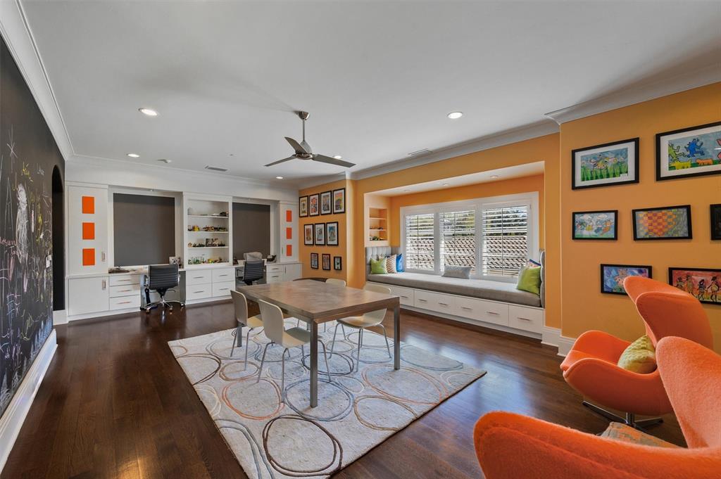 940 Dove Road Southlake, TX 76092 - Photo 25 of 34 a living room with furniture and a large window