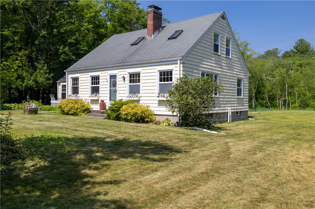 18 South Woodland Road Scituate, RI 02857 - Photo 5 of 36