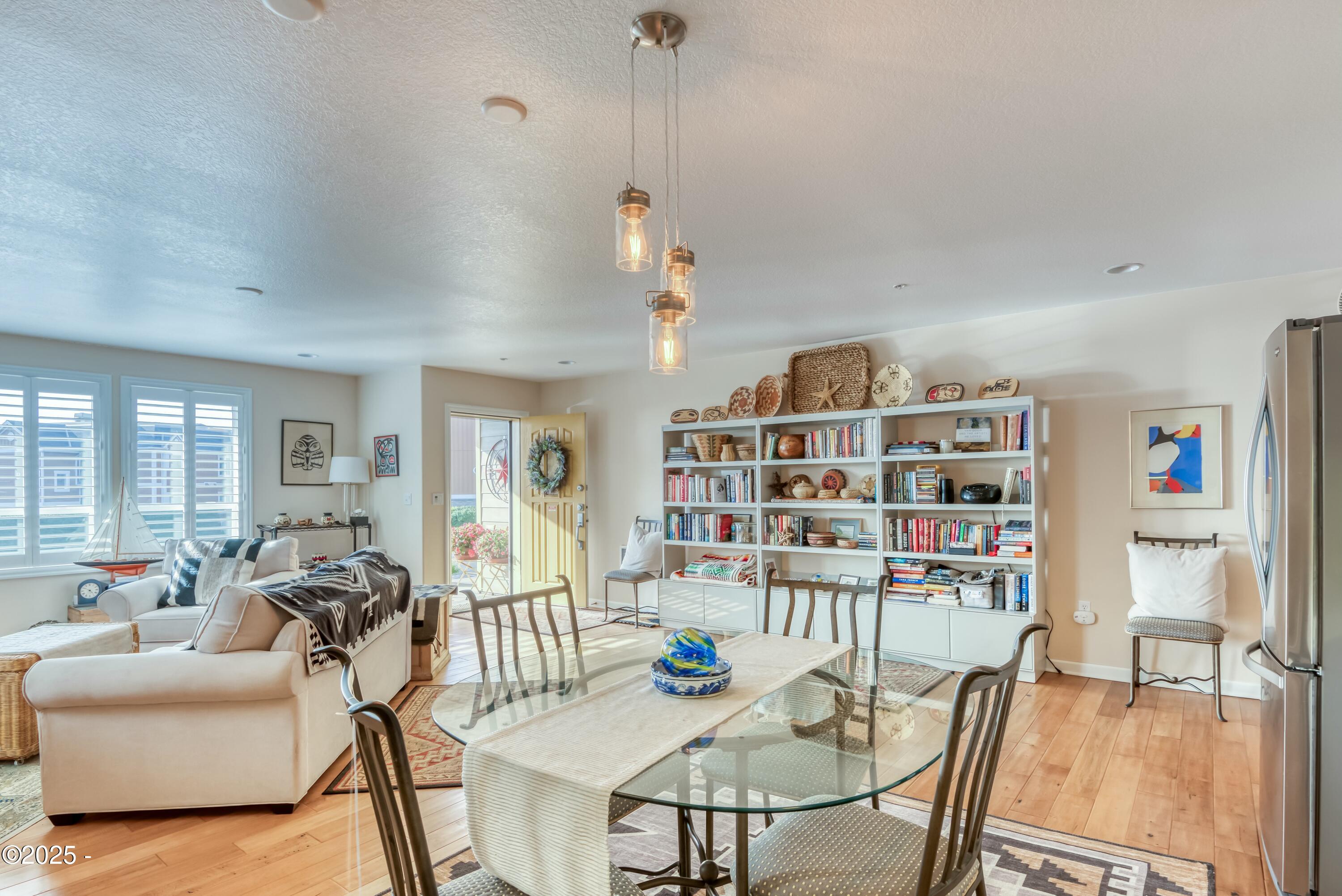 1120 Northwest Spring Street Newport, OR 97365 - Photo 12 of 25 tempImageX7yilK