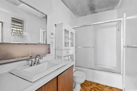 $2,100,000 | 47-039 Okana Place, Kaneohe, HI 96744