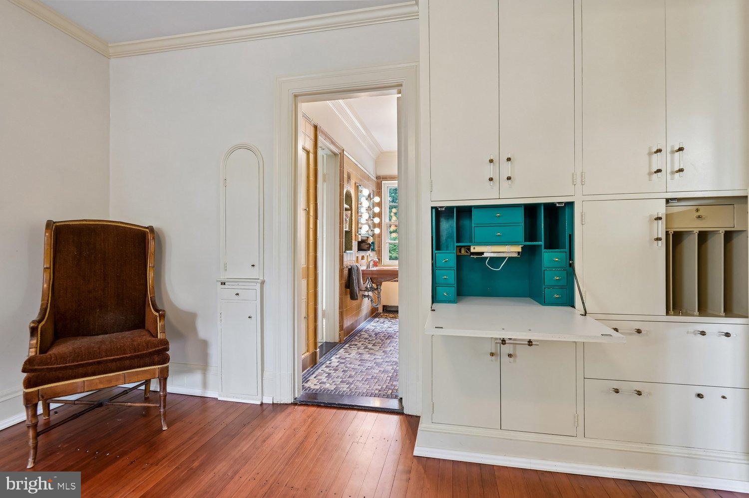 2209 Ken Oak Road Baltimore, MD 21209 - Photo 41 of 81 Nook