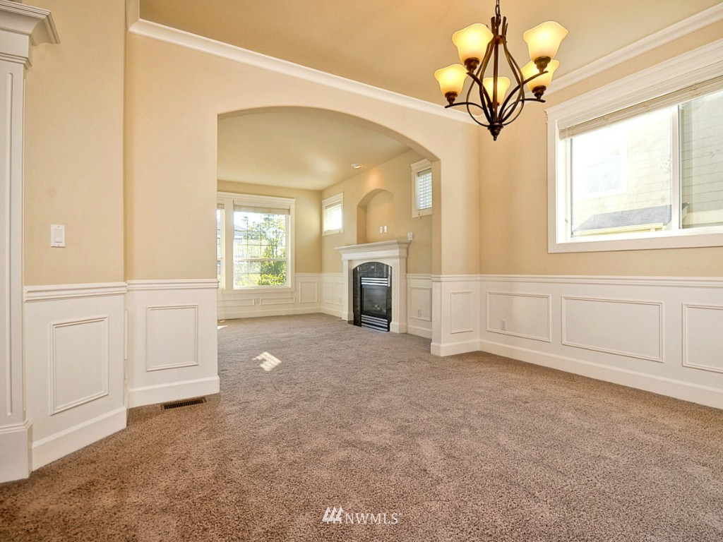 6158 Northeast 3rd Court Renton, WA 98059 - Photo 3 of 20