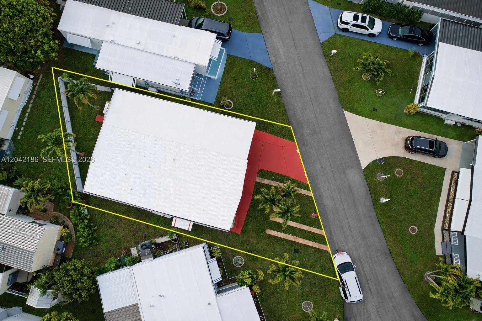2260 Southwest 85th Way Davie, FL 33324 - Photo 29 of 37