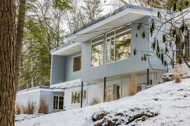 $1,690,000 | 25 Hemlock Road, Hanover, NH 03755