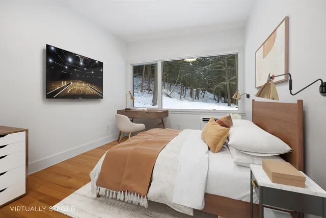 $1,690,000 | 25 Hemlock Road, Hanover, NH 03755