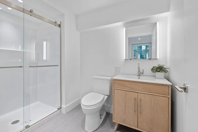 $1,690,000 | 25 Hemlock Road, Hanover, NH 03755