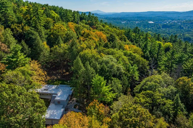 $1,690,000 | 25 Hemlock Road, Hanover, NH 03755