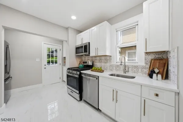 $550,000 | 1466 Center Street, Hillside, NJ 07205