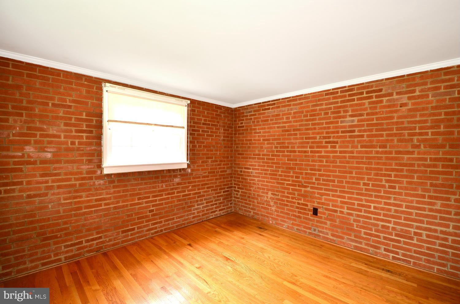 6507 Winnepeg Road Bethesda, MD 20817 - Photo 13 of 28 Interior (General)