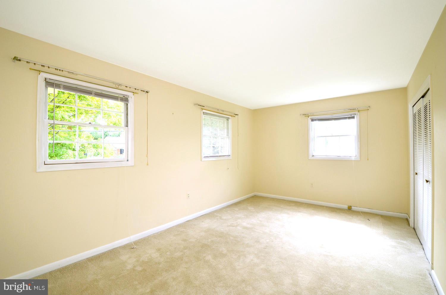 6507 Winnepeg Road Bethesda, MD 20817 - Photo 18 of 28 Bedroom