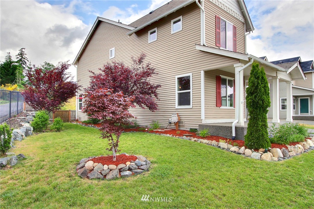 1352 Foreman Road DuPont, WA 98327 - Photo 2 of 14