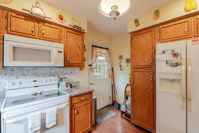 a view of a deck patio and outdoor seating