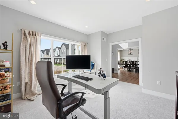 $820,000 | 203 Wright Drive, Mechanicsburg, PA 17055
