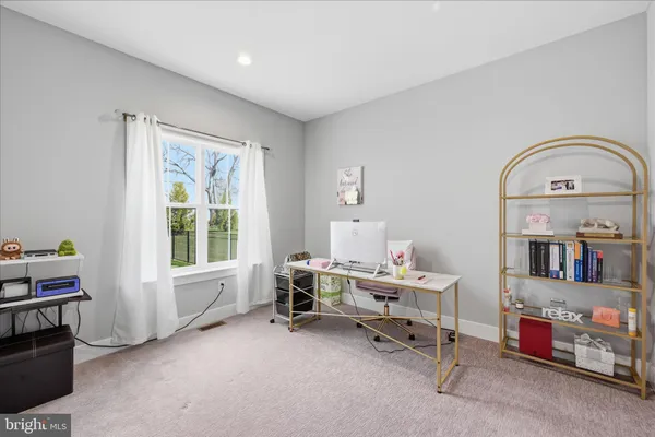 $820,000 | 203 Wright Drive, Mechanicsburg, PA 17055
