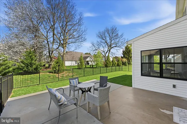 $820,000 | 203 Wright Drive, Mechanicsburg, PA 17055