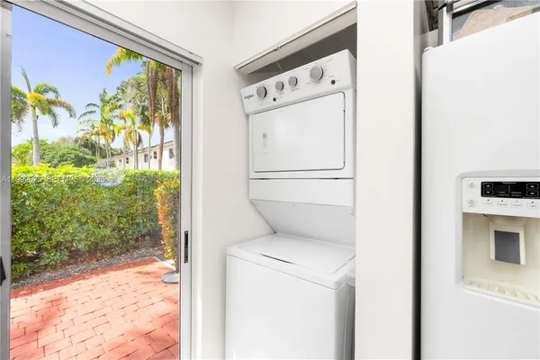 $2,350 | 7760 Northwest 22nd Street, Unit 103, Pembroke Pines, FL 33024